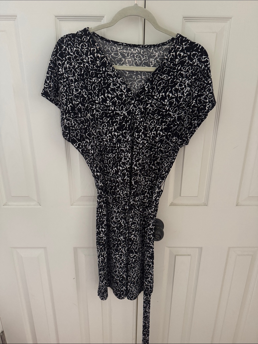 Nine West Black and White Abstract Print wrap dress